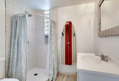 Apartamento New Listing! Boogie Down & Surf?s Up: 2-unit Home Duplex