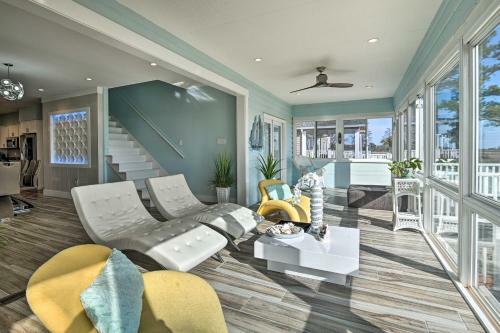 Luxurious Waterfront Retreat With Private Pier!
