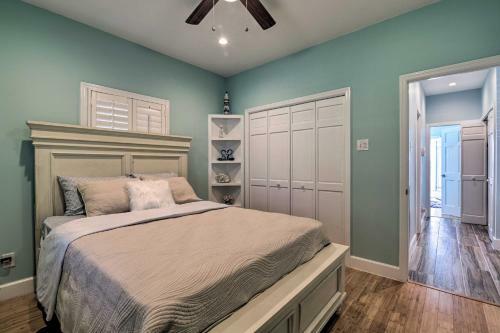 Luxurious Waterfront Retreat With Private Pier!
