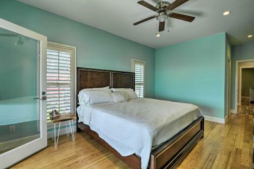 Luxurious Waterfront Retreat With Private Pier!