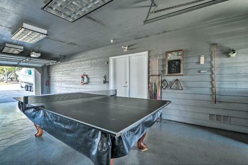 Luxurious Waterfront Retreat With Private Pier!