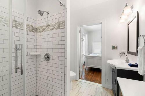 1120 E Arctic Ave - Neptune's Folly - Ocean View
