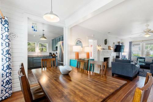 1120 E Arctic Ave - Neptune's Folly - Ocean View