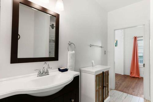 1120 E Arctic Ave - Neptune's Folly - Ocean View