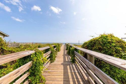 1120 E Arctic Ave - Neptune's Folly - Ocean View