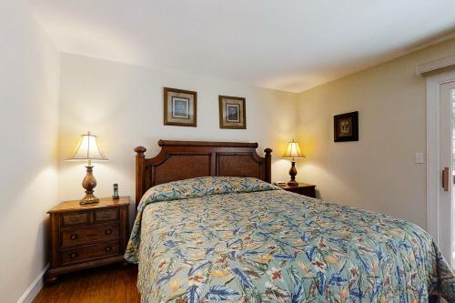 Hickory Cove 39