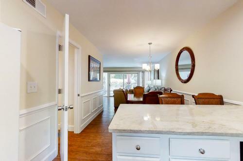 Hickory Cove 39