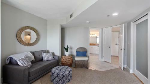 2518 Villamare