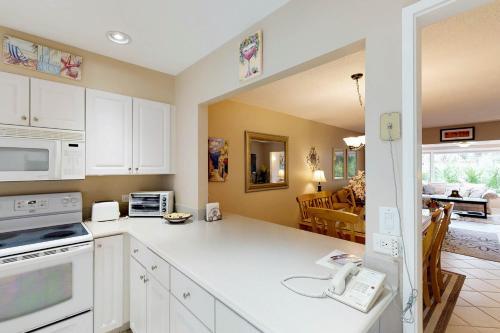 Ocean Cove 826