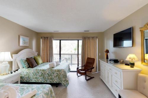 Ocean Cove 826