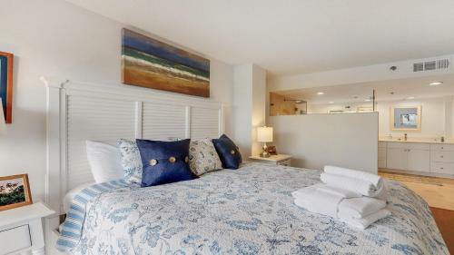 3426 Villamare