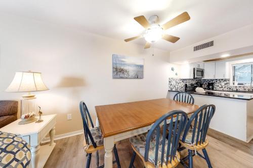 Hickory Cove 36