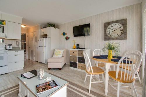 Updated Hilton Head Villa With Pool Steps To Beach!