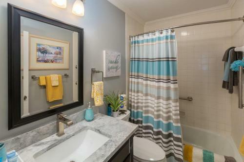 254 Evian 2 Br Shipyard Golf Condo