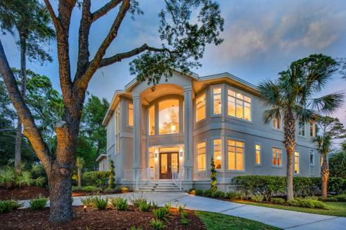 1 Brigantine Eight Br Home Private Pool