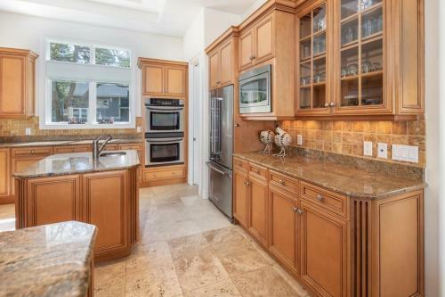 1 Brigantine Eight Br Home Private Pool