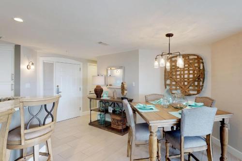 Windsor Court North 4209