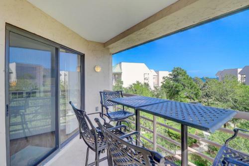 2512 Villamare Penthouse Ocean View
