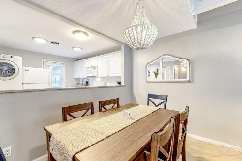 Villa Queens Grant 535