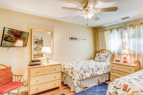 Queens Grant 717