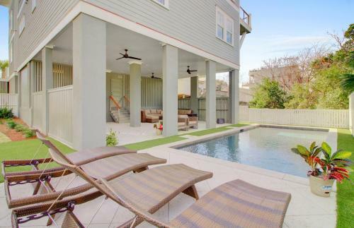 311 Carolina Boulevard