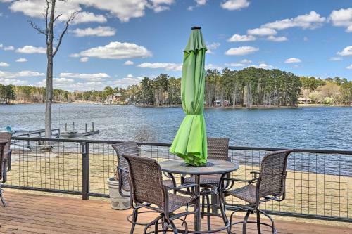 Quiet Lakefront Retreat With Dock, Deck And Grill