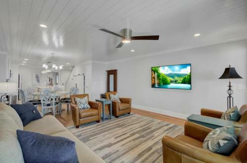 32 Beach Club Villa