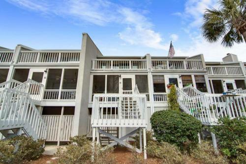 48 Beach Club Villa