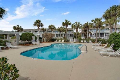 48 Beach Club Villa