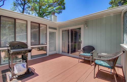 3 Twin Oaks Lane