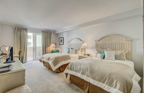 304 B The Village