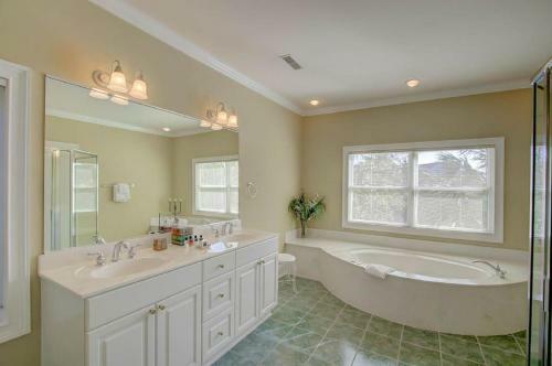 5803 Back Bay Drive