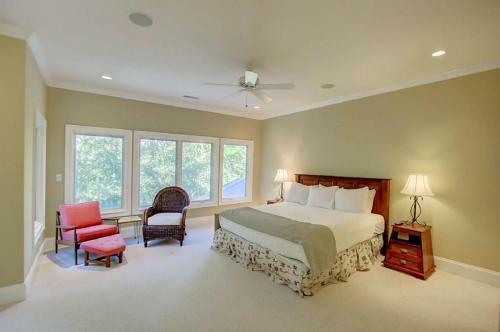 5803 Back Bay Drive