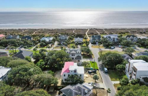4 36th Avenue