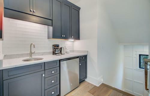 4 36th Avenue