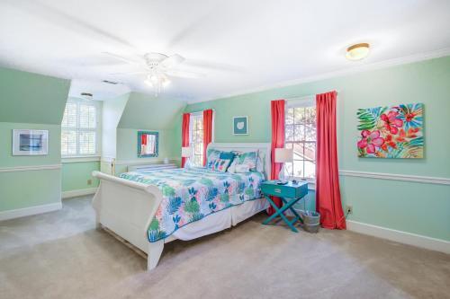 286 Forest Trail