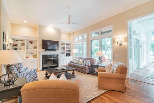 212 Yellow Throat Lane