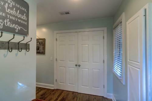 35 Twin Oaks
