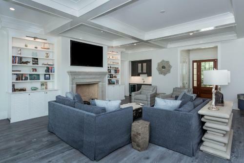 136 Flyway Drive