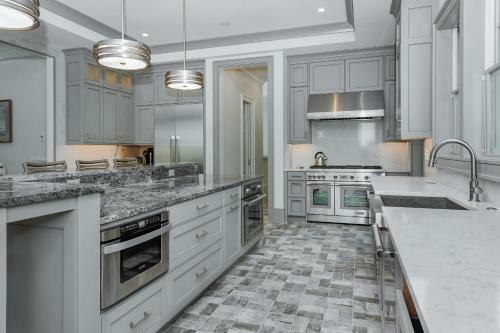 136 Flyway Drive