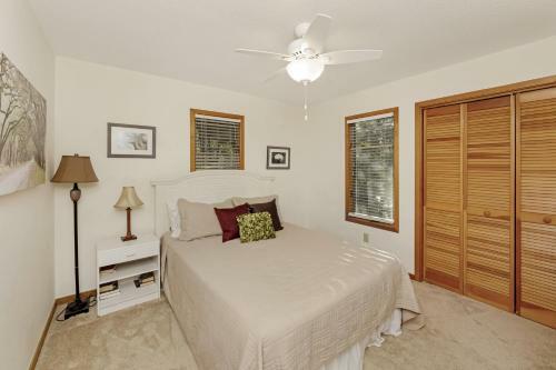 70 Spotted Sandpiper Court