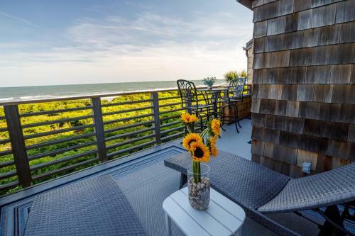 4304 Windswept Villa
