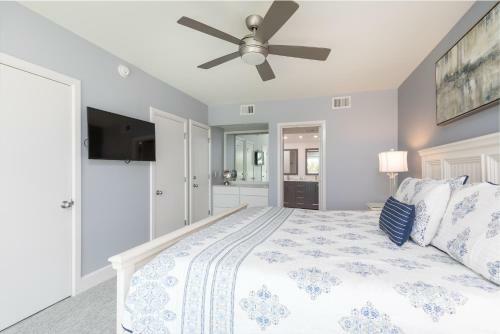 4989 Turtle Point Villa