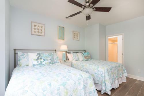 4989 Turtle Point Villa