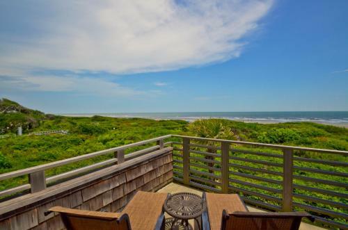 4320 Windswept Villa
