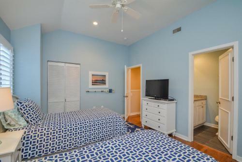 4366 Windswept Villa