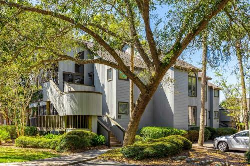 4583 Parkside Villa