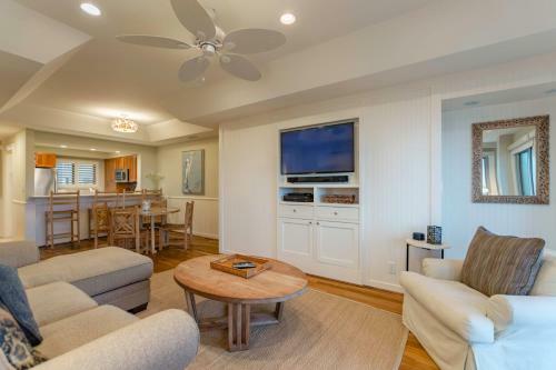 5130 Windswept Villa