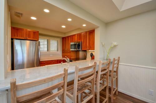 5130 Windswept Villa