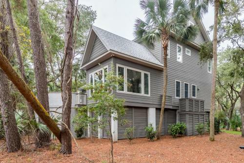 63 Persimmon Court
